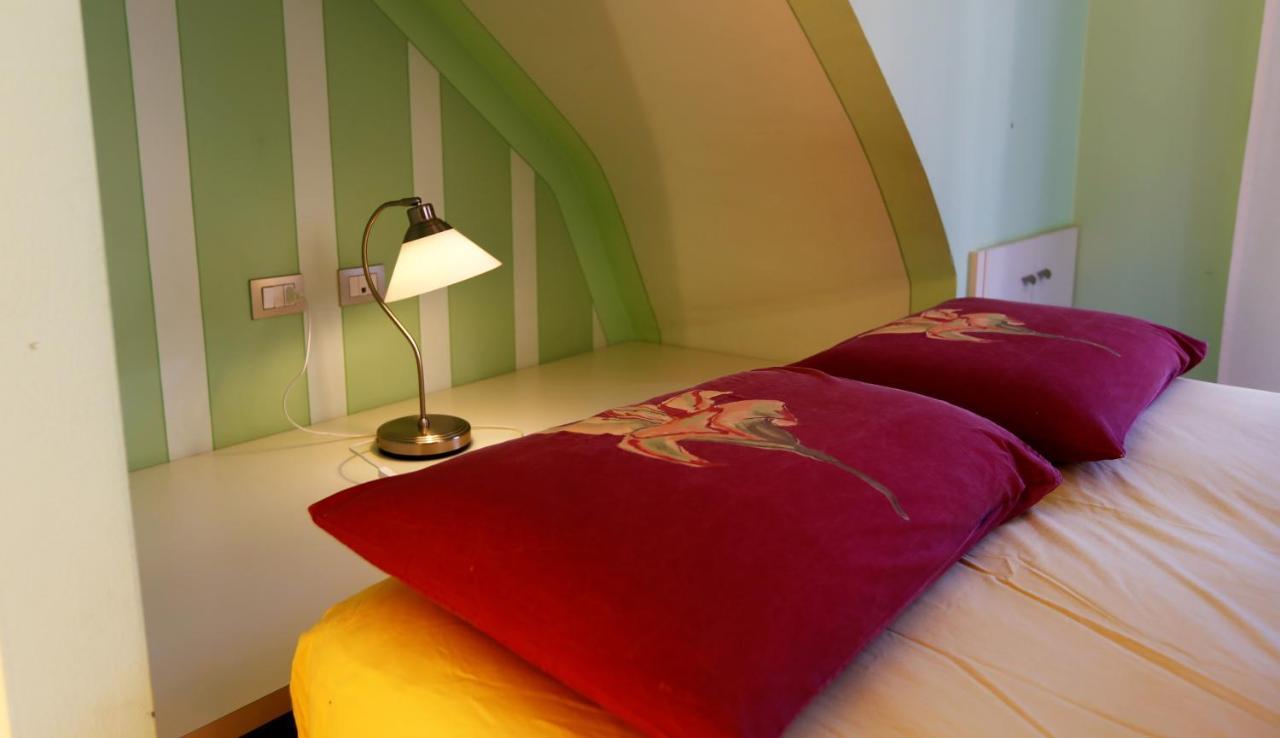 Casa Vista Castelli Apartment Cannobio Luaran gambar