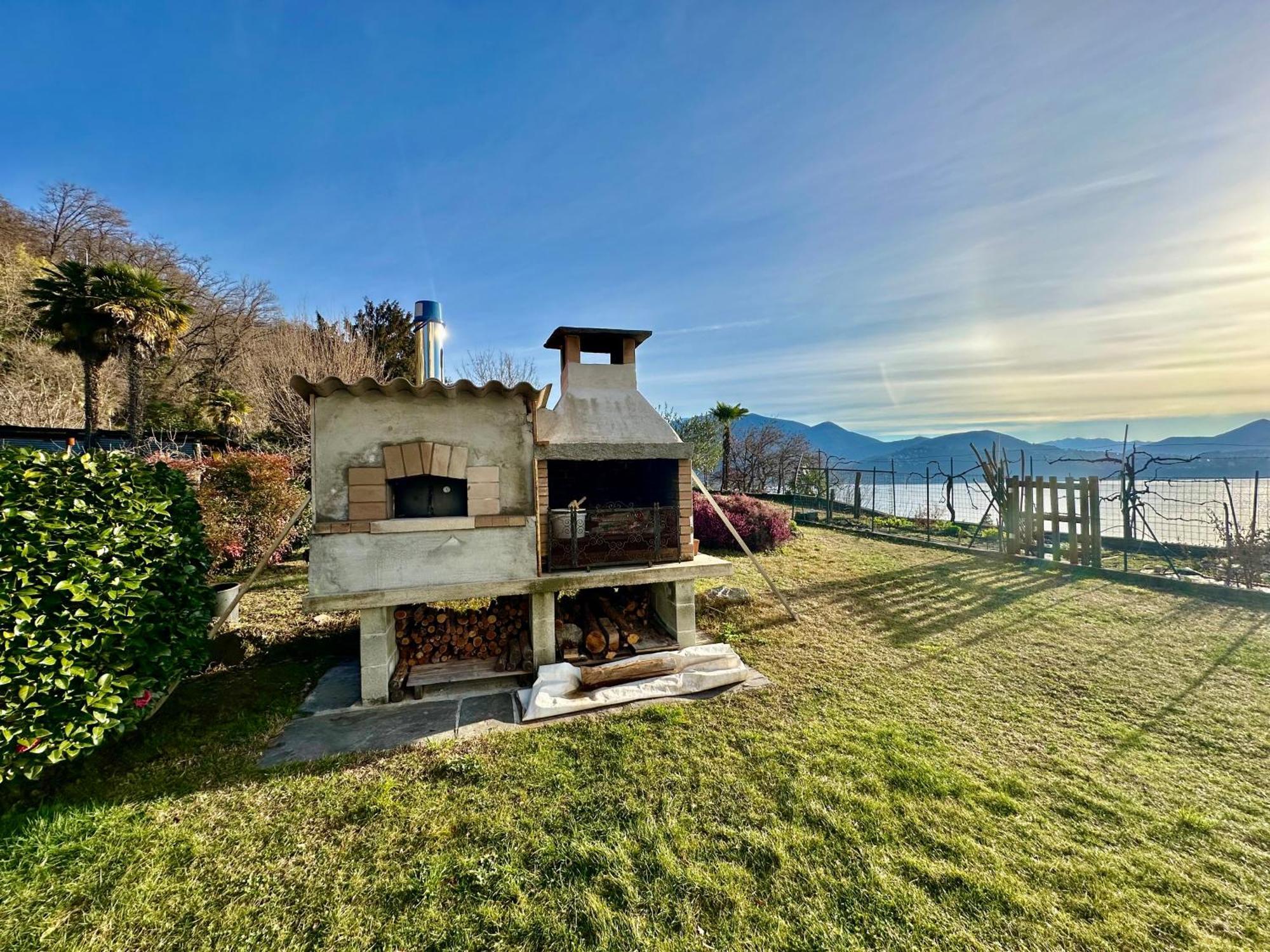 Casa Vista Castelli Apartment Cannobio Luaran gambar